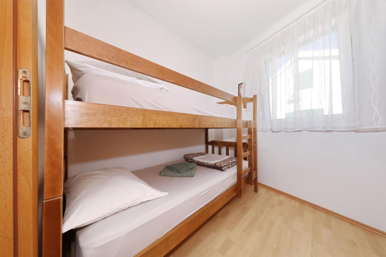 Apartment Alexa Туран Екстериор снимка