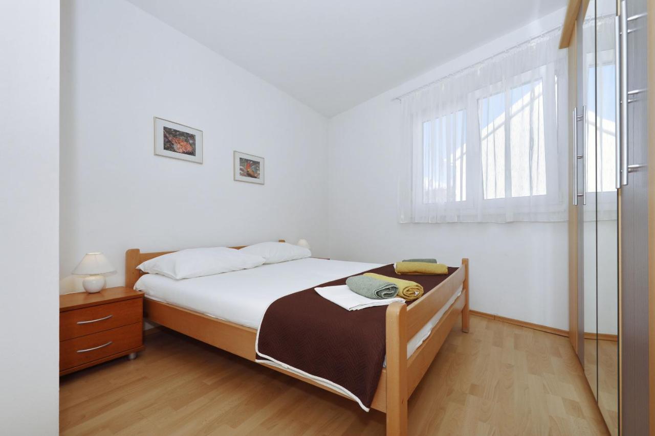 Apartment Alexa Туран Екстериор снимка