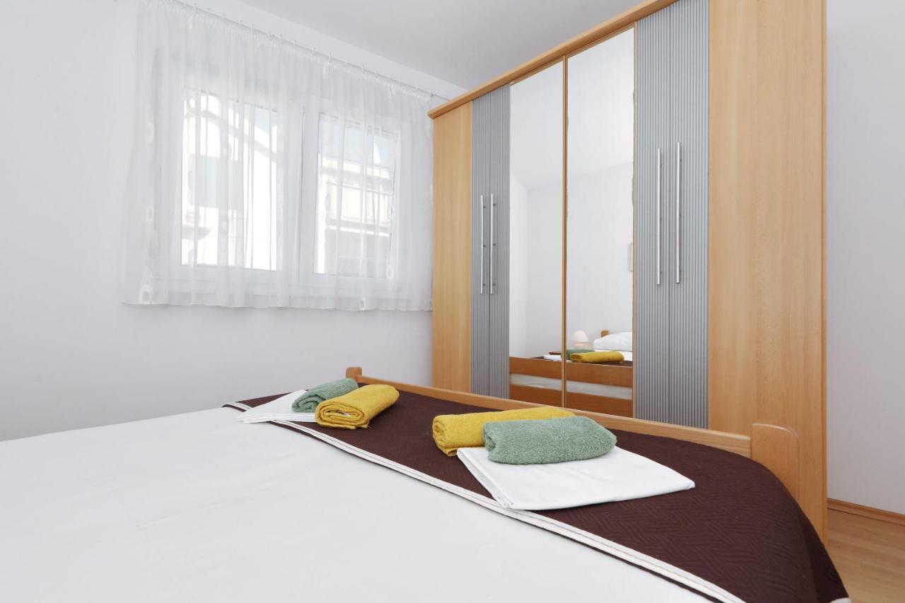 Apartment Alexa Туран Екстериор снимка
